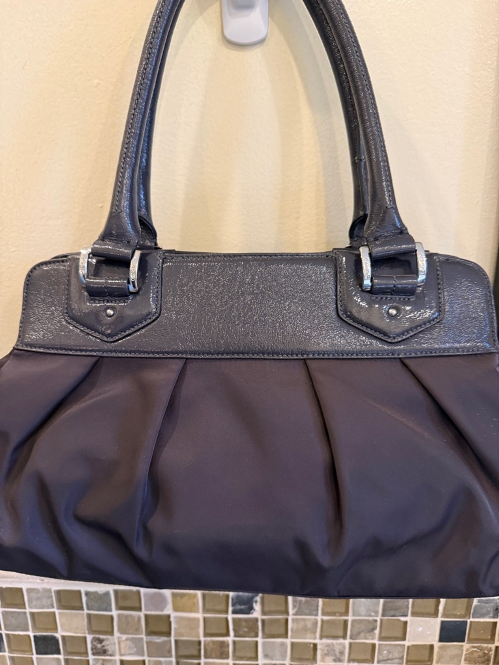Calvin Klein eggplant Color and patent leather -Trim Shoulder Bag KC handbag - Picture 5 of 12